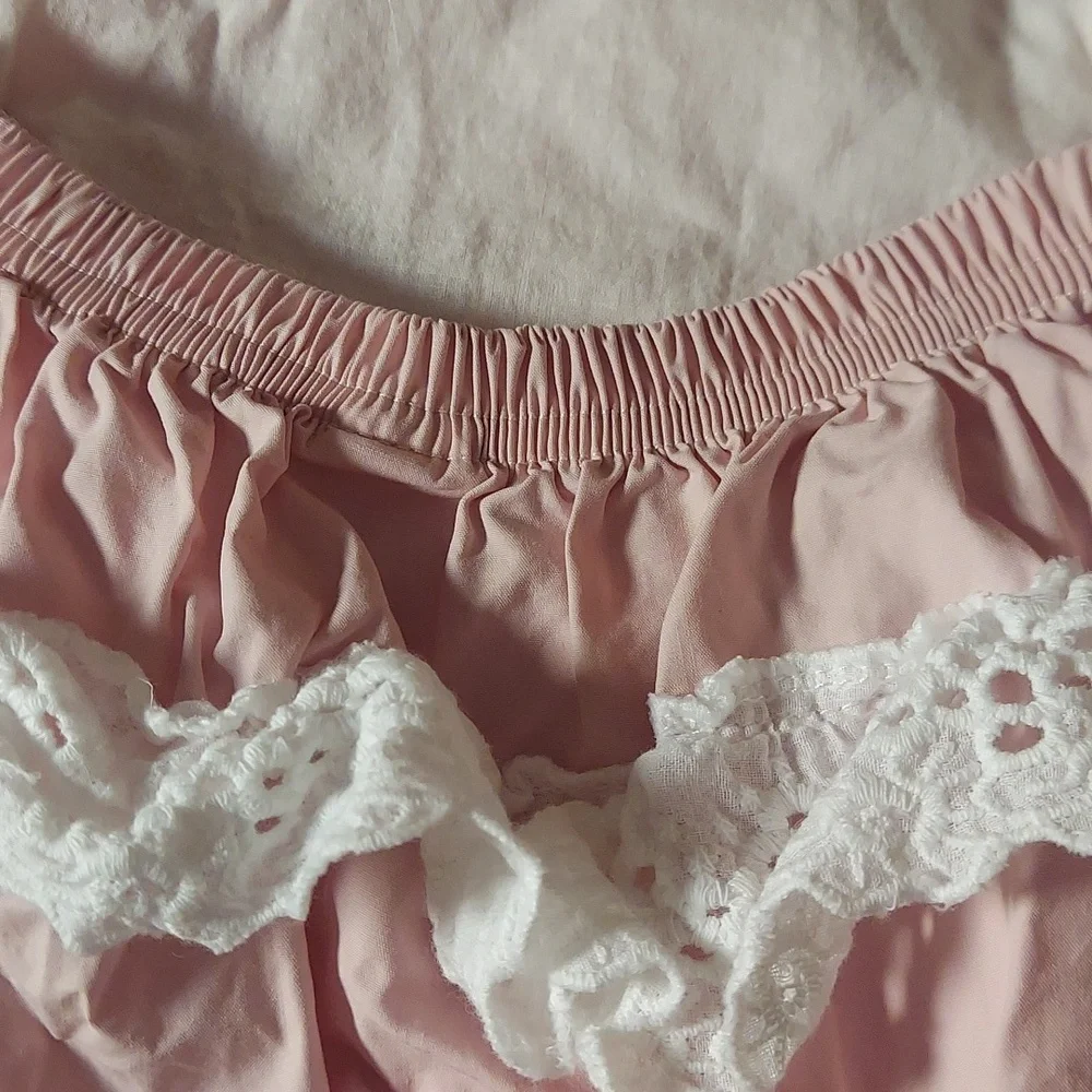 🎁 10/$25  Pink 9 month romper with halter neck and ruffle butt